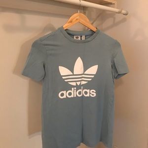 Adidas tee